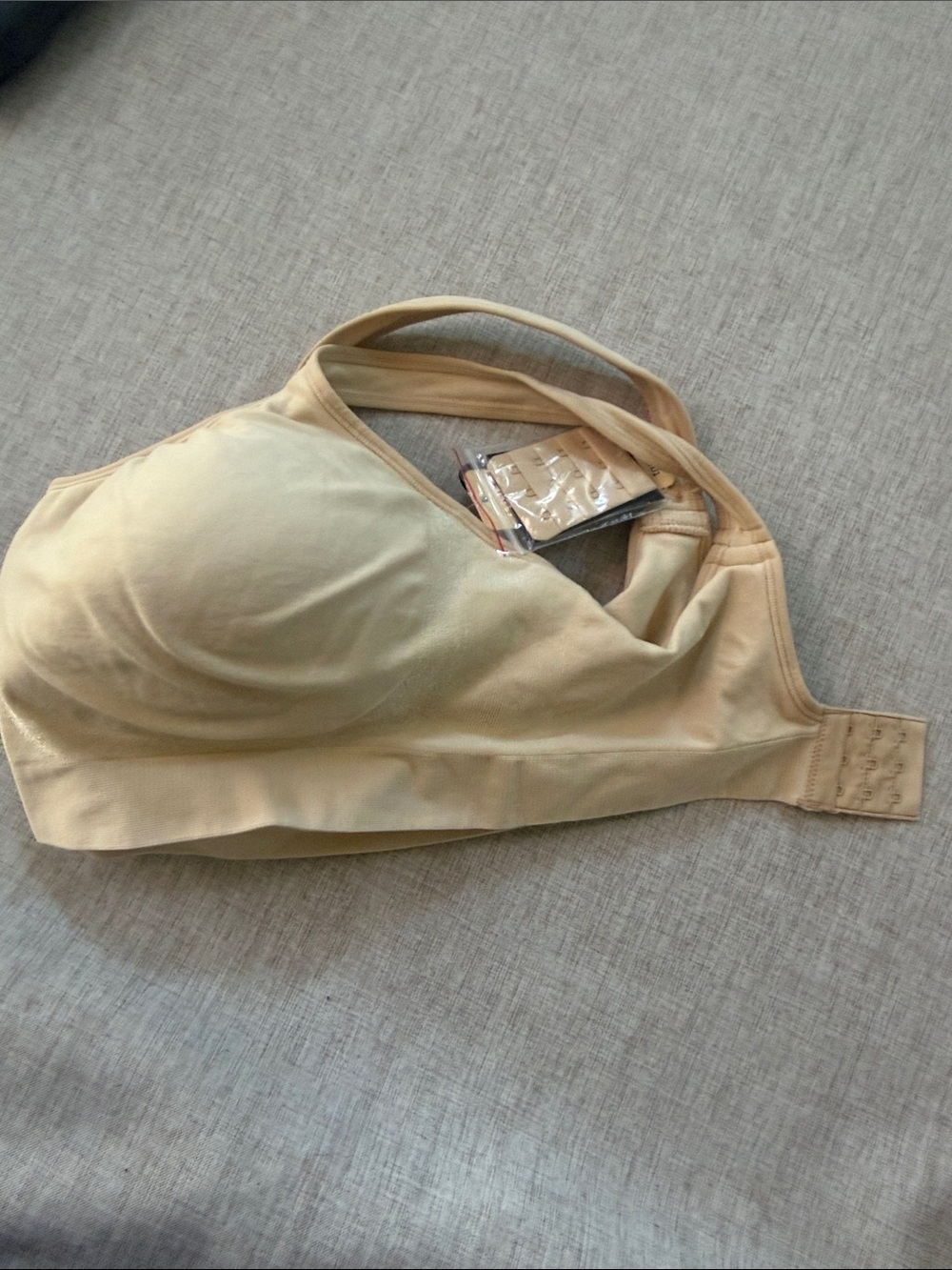 Truekind Everyday Comfort Bra Size 3XL Wireless Seamless cream NWT - Picture 3 of 4